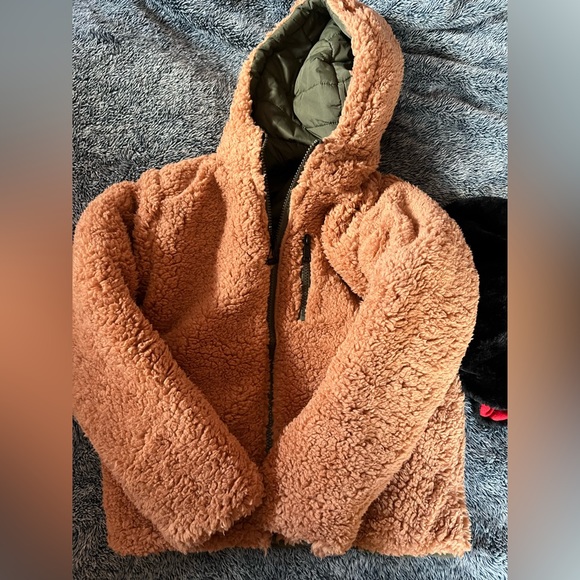 Kids size 8 jacket - Picture 2 of 16